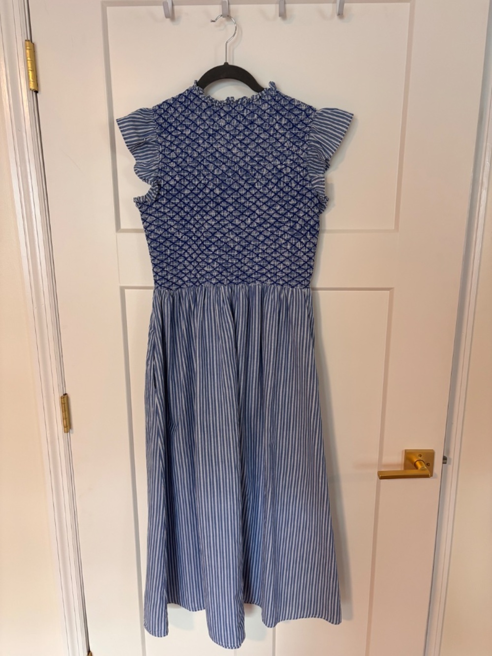 Boden Smocked Bodice Midi dress blue and white striped - Picture 2 of 8